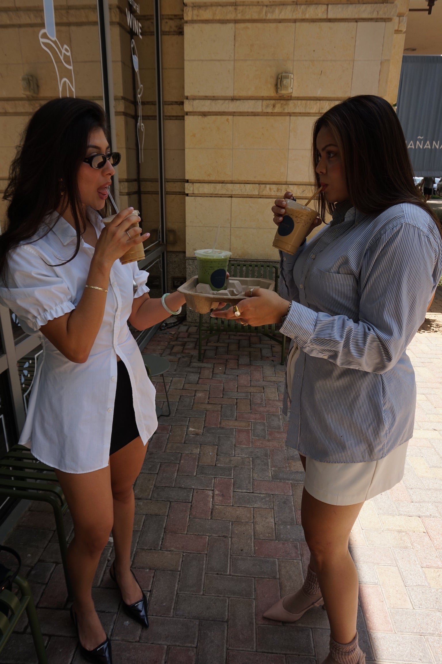 Puff Sleeve Stretch Blouse